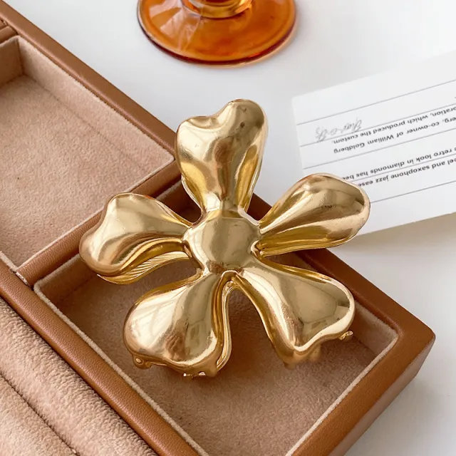 Flower Hair Clip Retro Feeling Back Head Gold - Shop at LoveMi