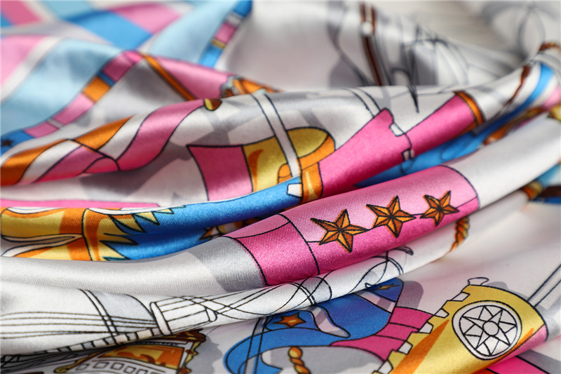 Chal/bufanda universal para las cuatro estaciones con estampado y protección solar. 9316dbed 2e54 4846 A4aa 21db1f613084