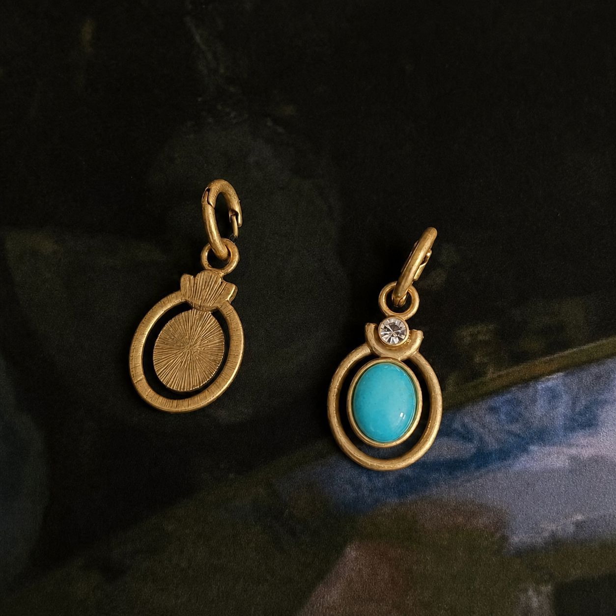 Retro Stud Earrings For Europe And America High-end Niche-style Hoops