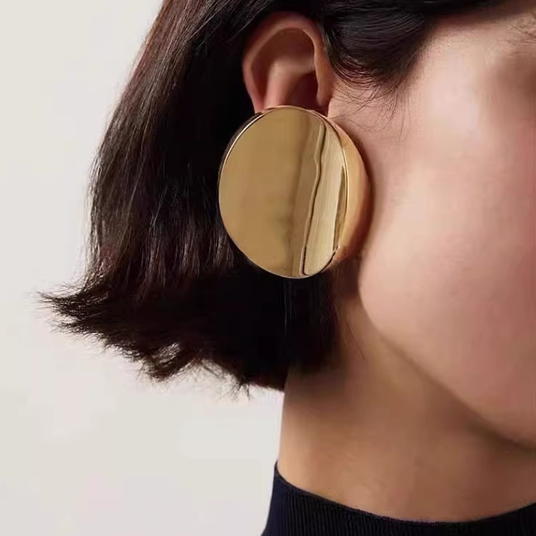 European And American Exaggerated Gold-plated Geometric Ellipse Ear Clip Without Pierced Ears