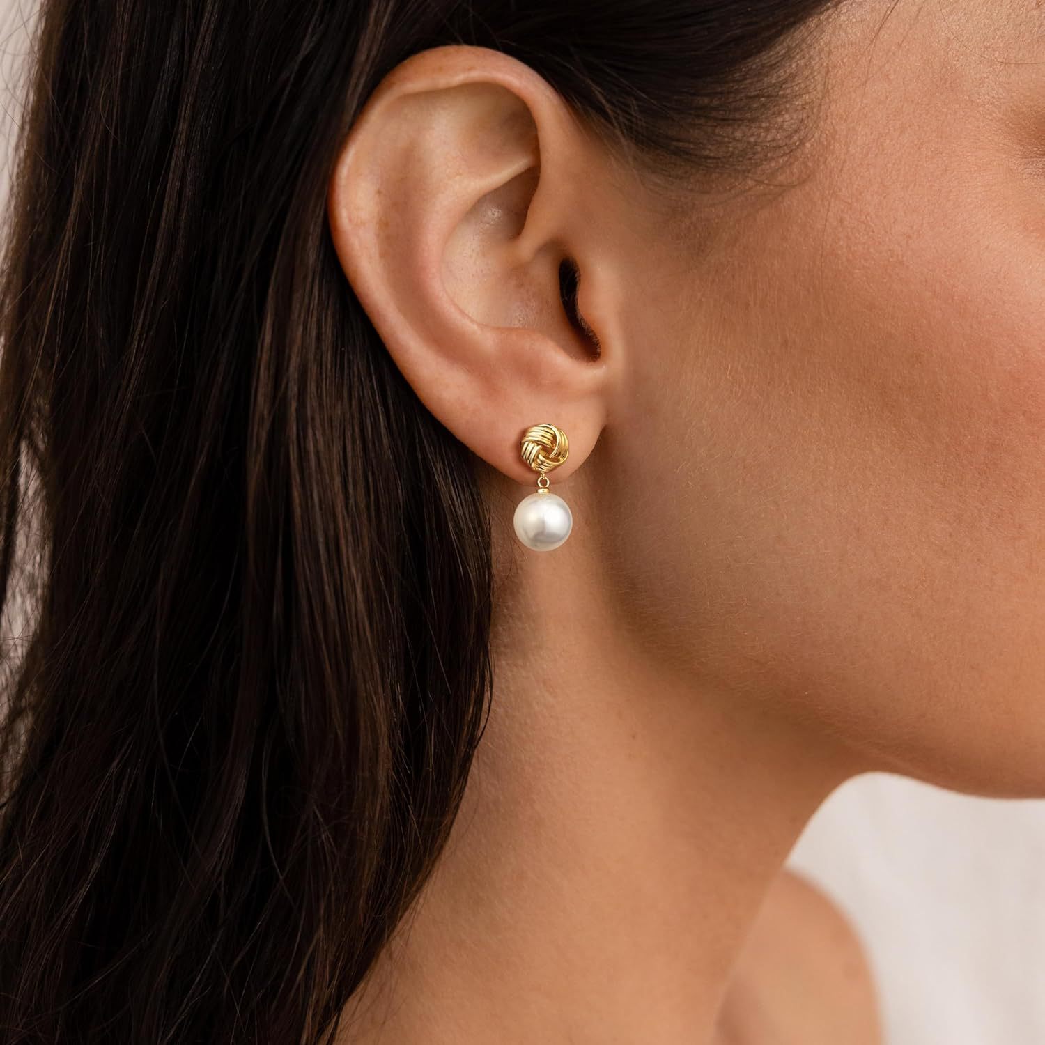 Sweet Twist Pearl Stud Earrings Geometric And Gold