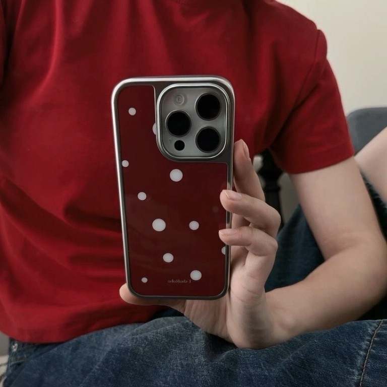 Hong Kong-style Red Irregular, Relaxed Polka-dot Phone Case
