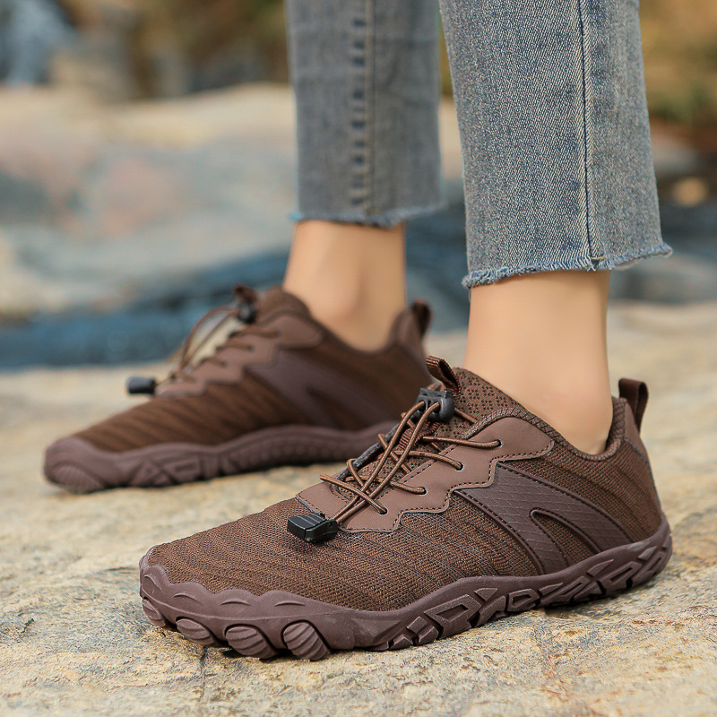 New Lightweight, Breathable Outdoor Casual Hiking Shoes 2