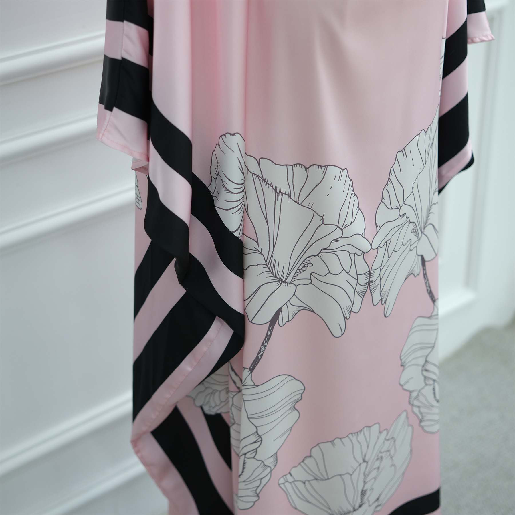 Buy Women's Clothing Online | Buy Trending Dresses for Women Buy Women's Clothing Online | Buy Trending Dresses for Women