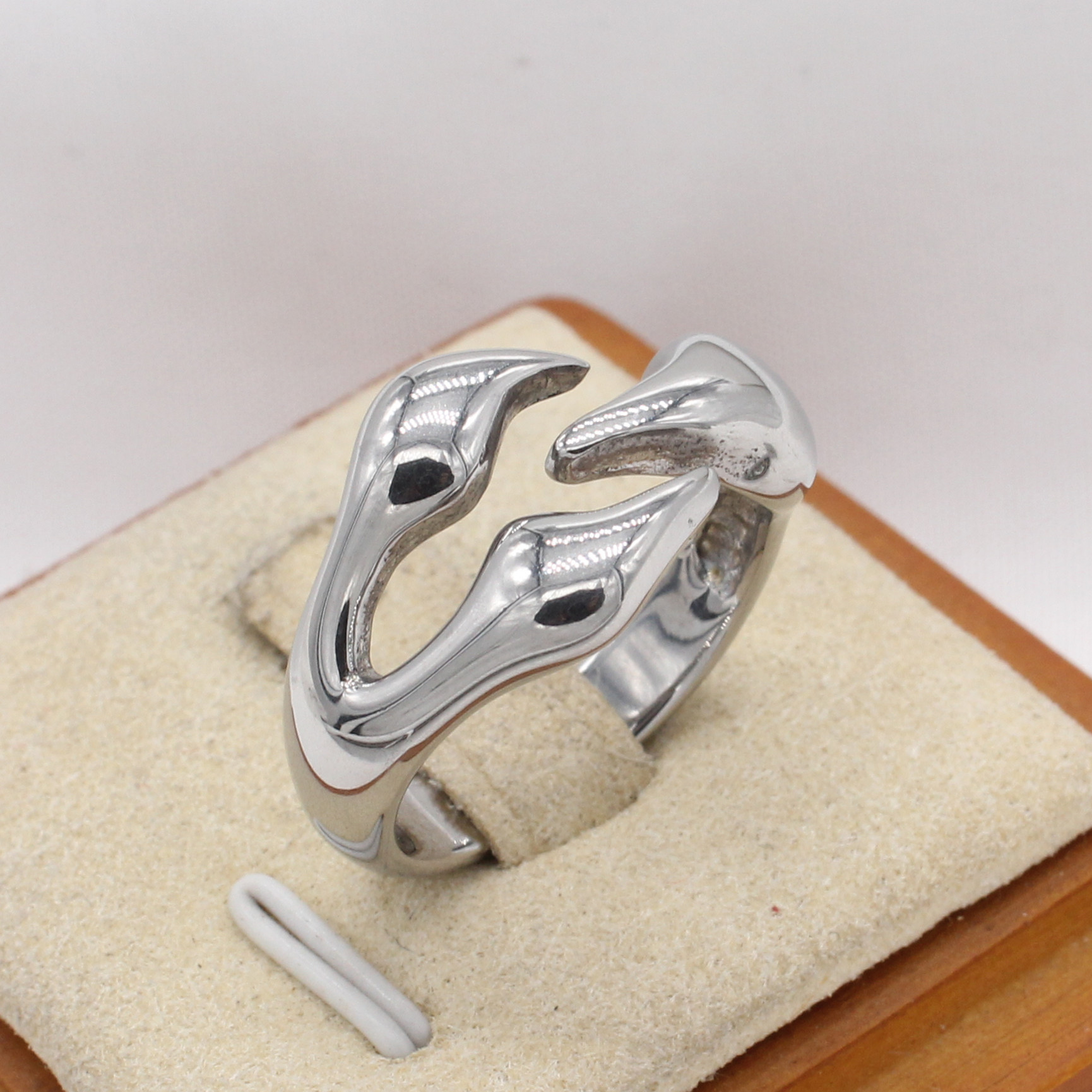 Men's Vintage Titanium Steel Ring With Animal Claw Design