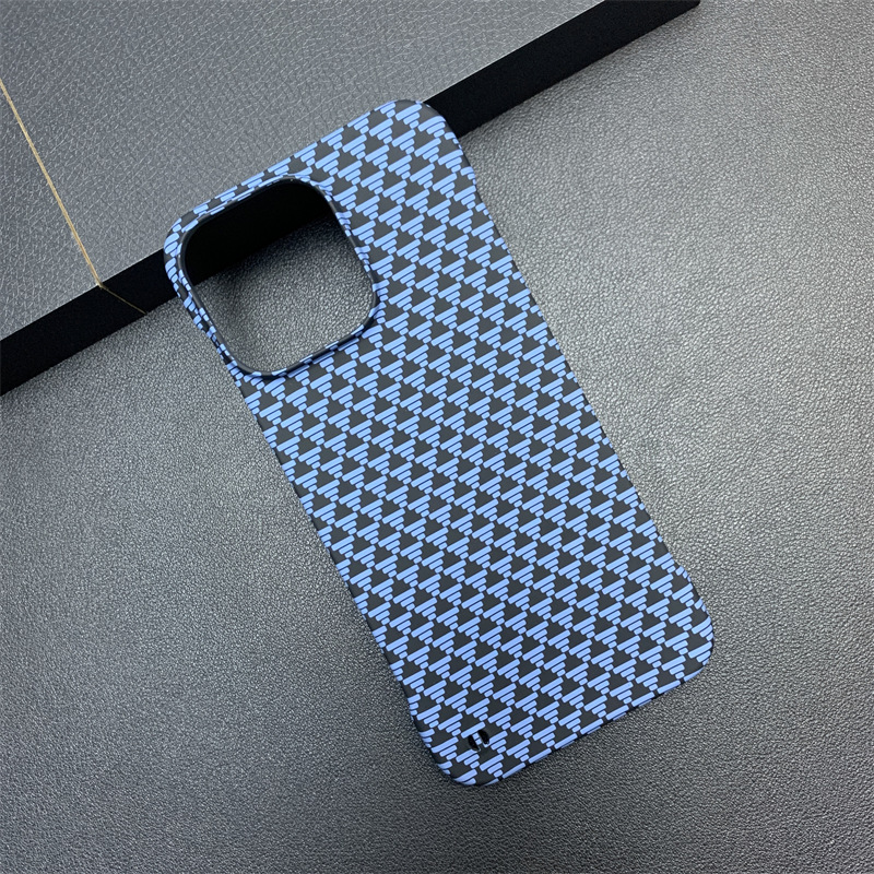 Frameless Triangle Source Pattern Ultra-thin Half Pack Phone Case