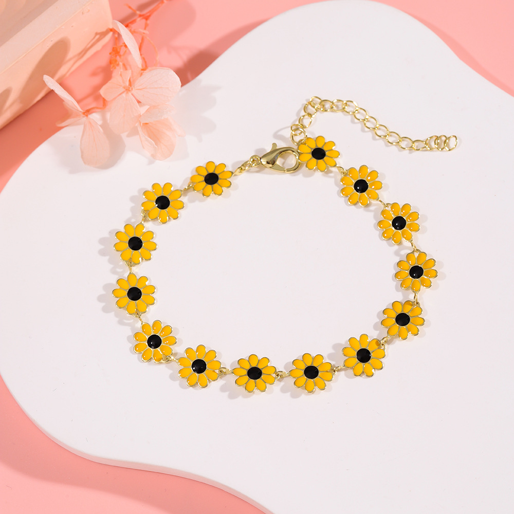 Drip Oil Bracelet Women's High End Daisy