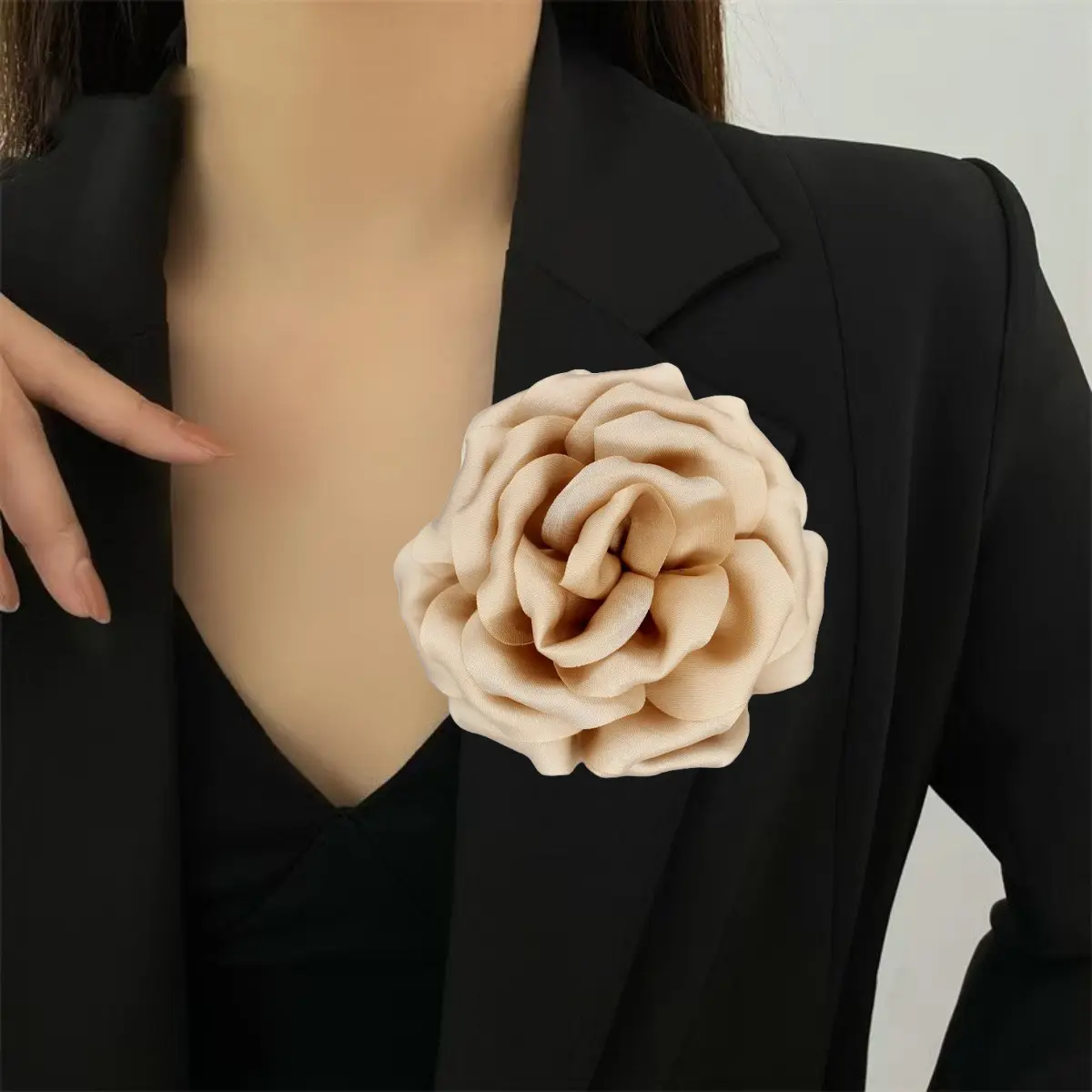Elegant Business Suit Accessories Big Flower Sweater
