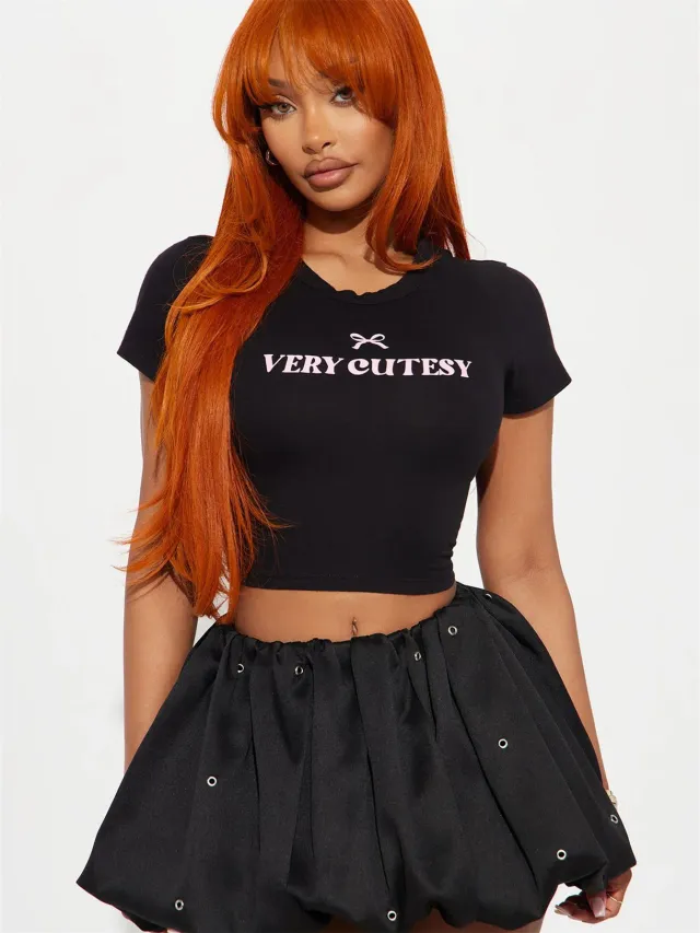 Round Neck Midriff baring Cropped T shirt Short Sleeve Black - Shop at LoveMi
