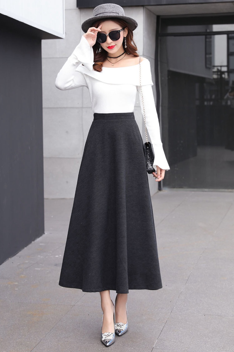 Title 13, Thick woolen skirt