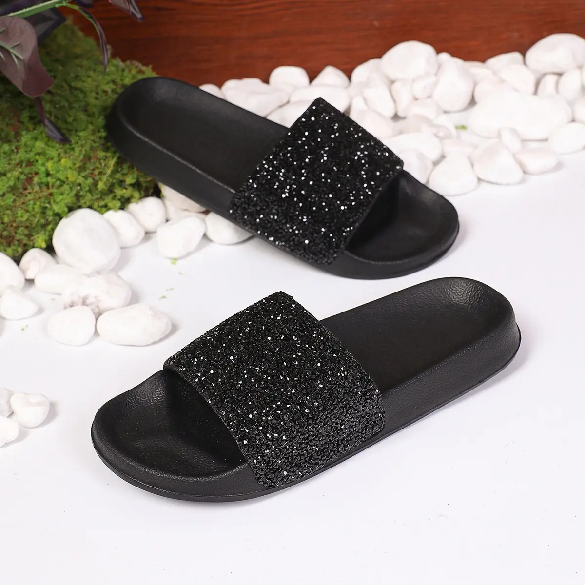 Women's Crystal Embellished Slide Sandals Open Toe Casual Summer Slippers