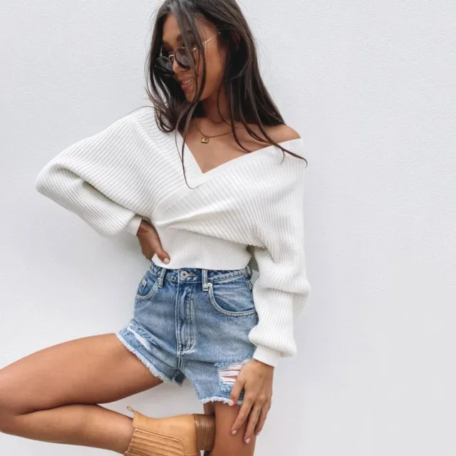 New Loose Sweater Sweater For Women White - Shop at LoveMi