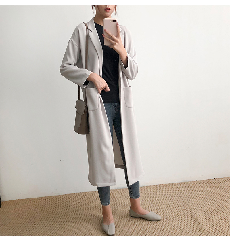 Title 1, Solid color silhouette loose coat