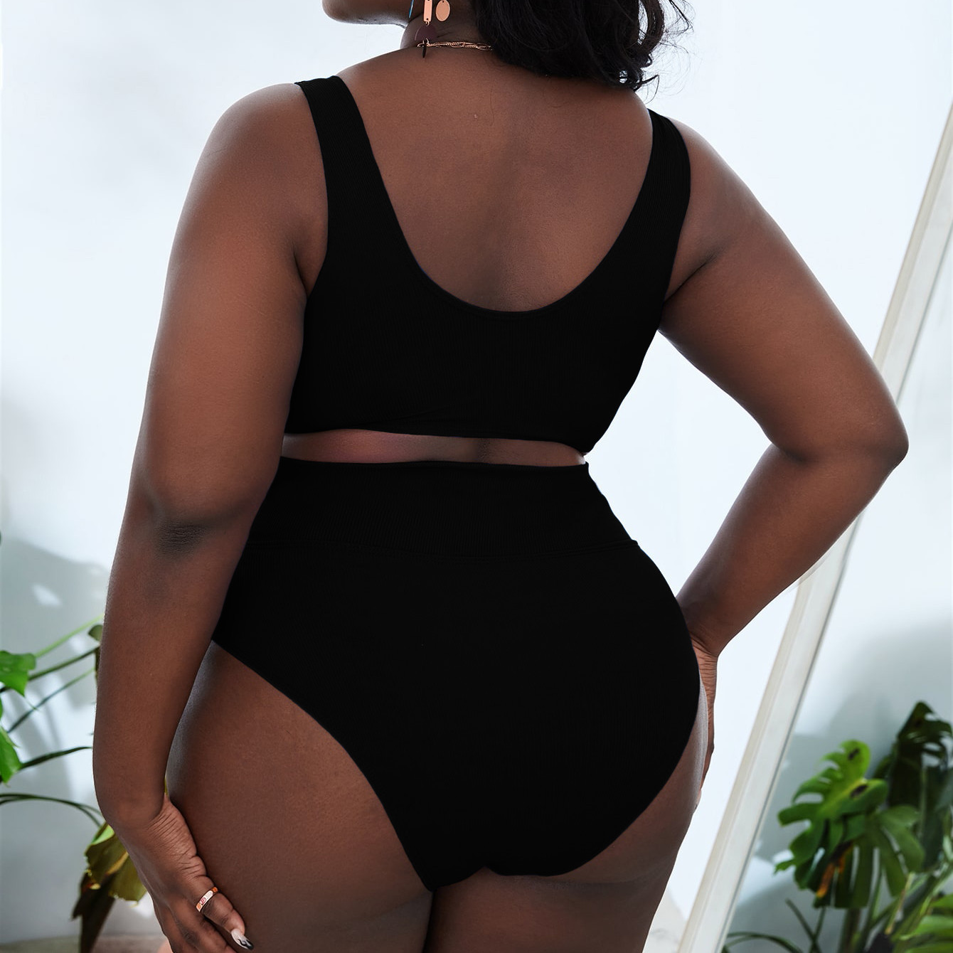 Women's Fashion Solid Color Knotted Swimsuit Set - Image 9