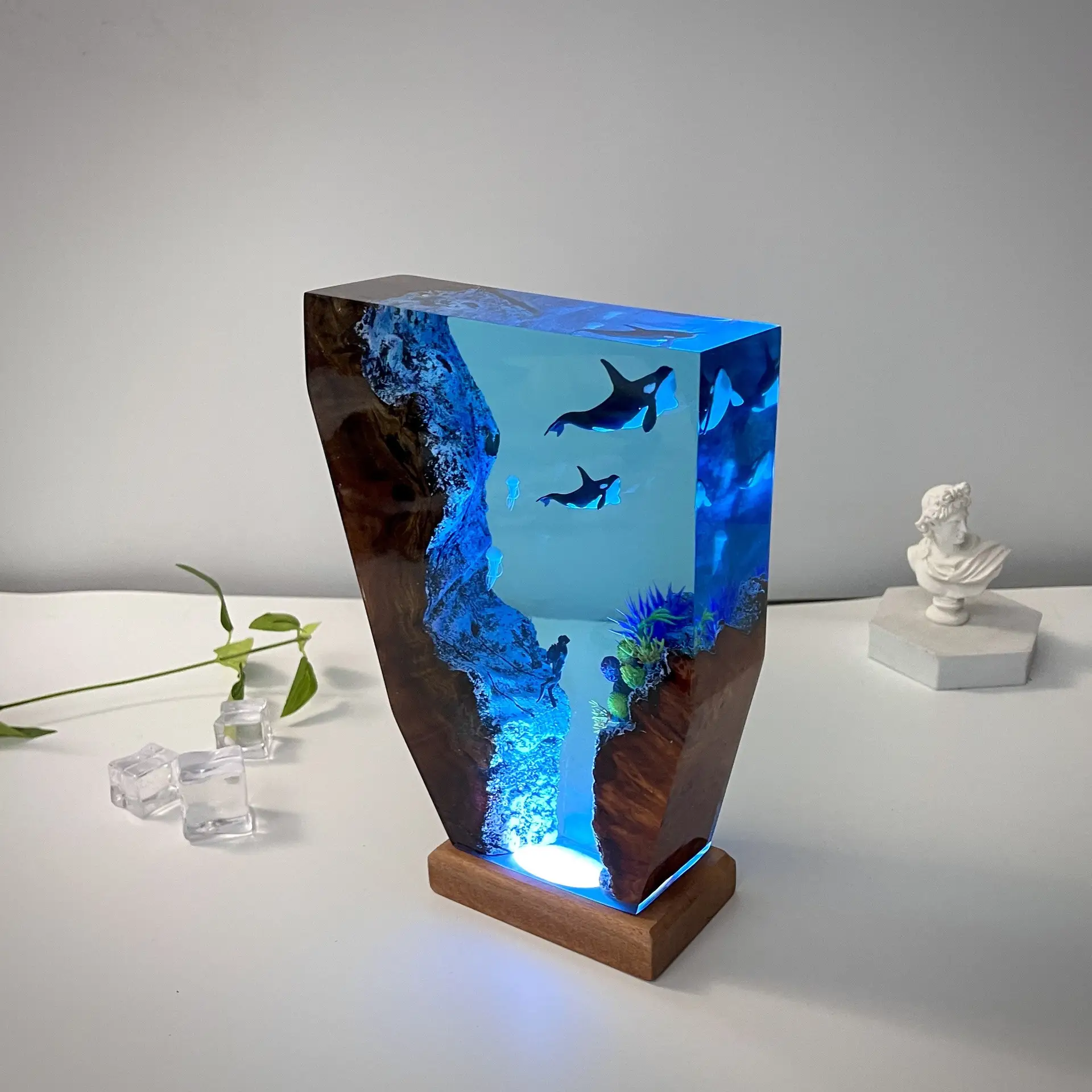 Ocean Family Whale Baby Orca Resin Lamp