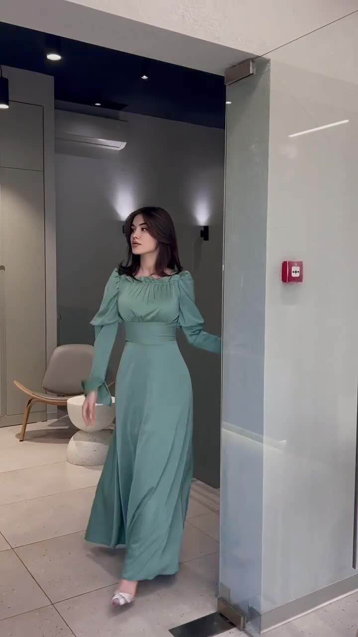 Long Sleeve Dress Image 2