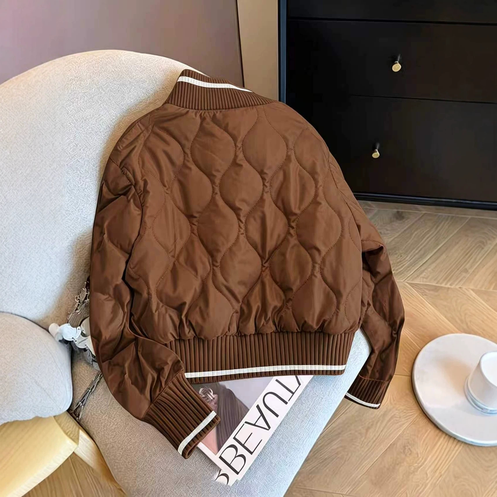 https://cf.cjdropshipping.com/quick/product/957acc3f-4135-4c7f-b0a4-63e8835f59cd.jpg
