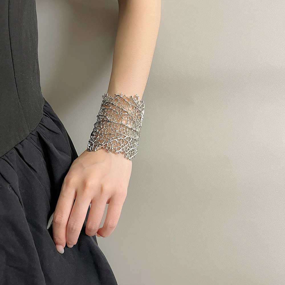 Textured Coral-Shaped Bracelet, picture 3 of 5