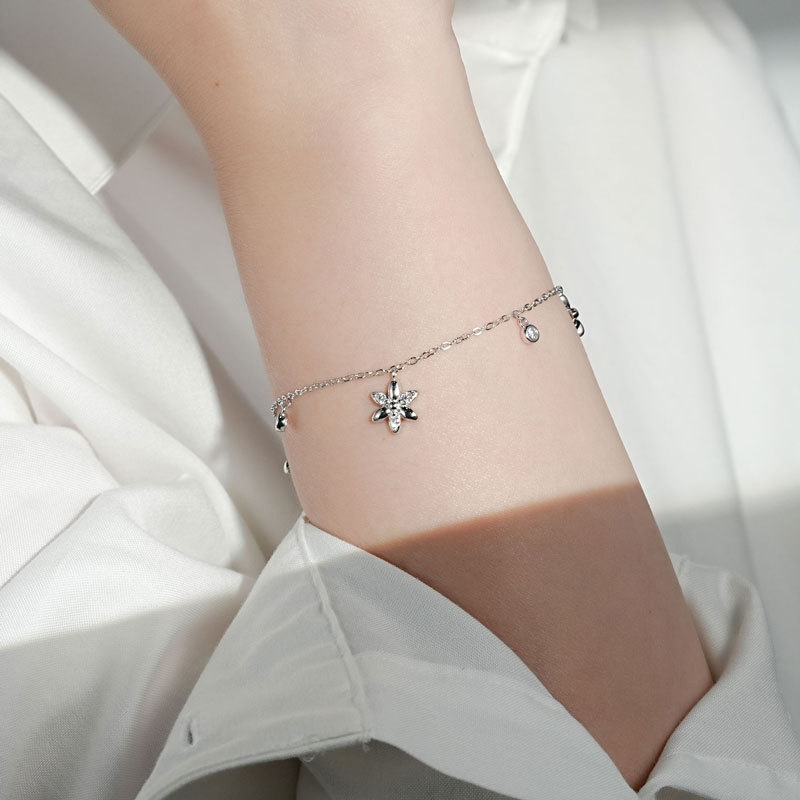 Sterling Silver D Color Moissanite Little Red Flower Bracelet For Women