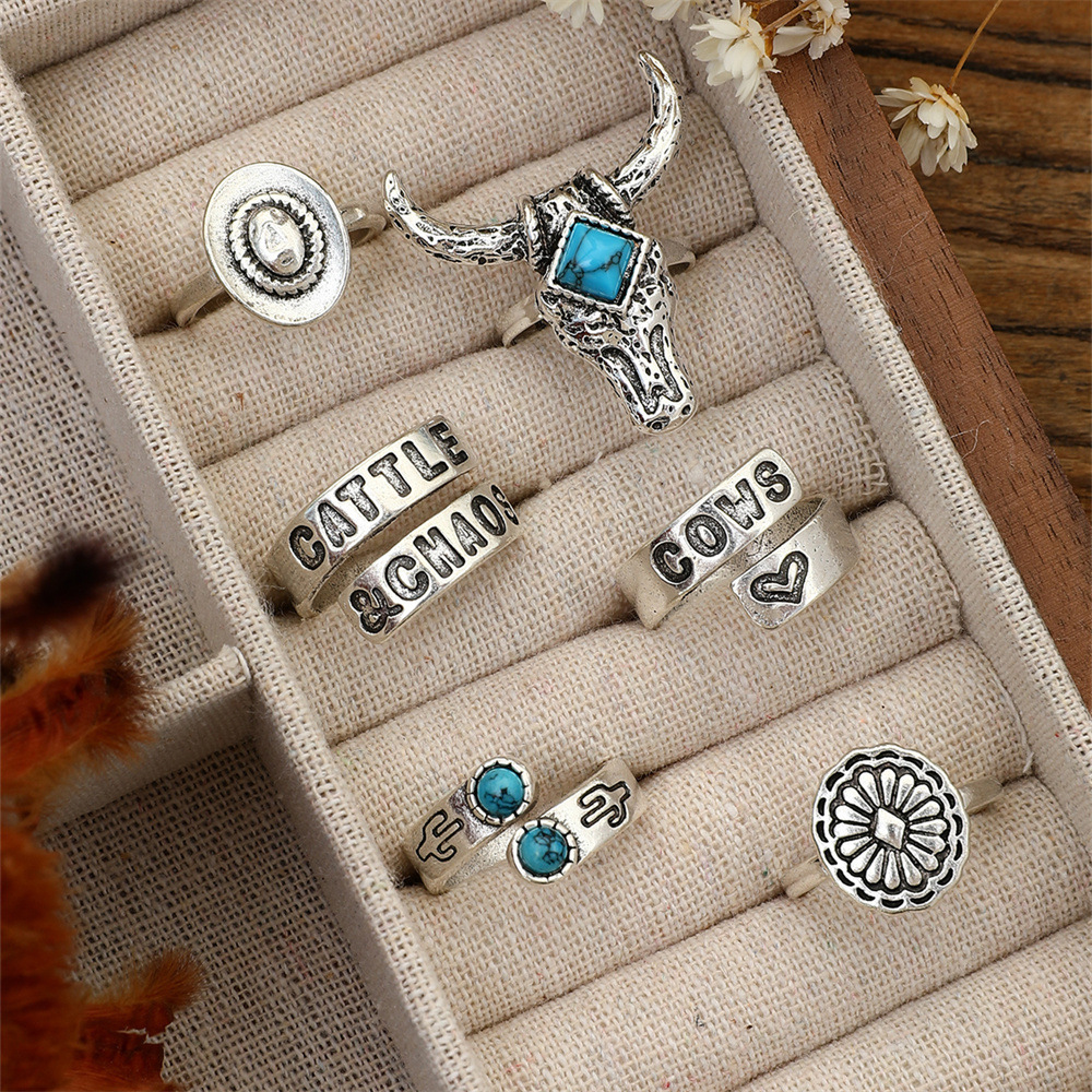 Retro Turquoise Six-piece Bracelet With Multiple Elements