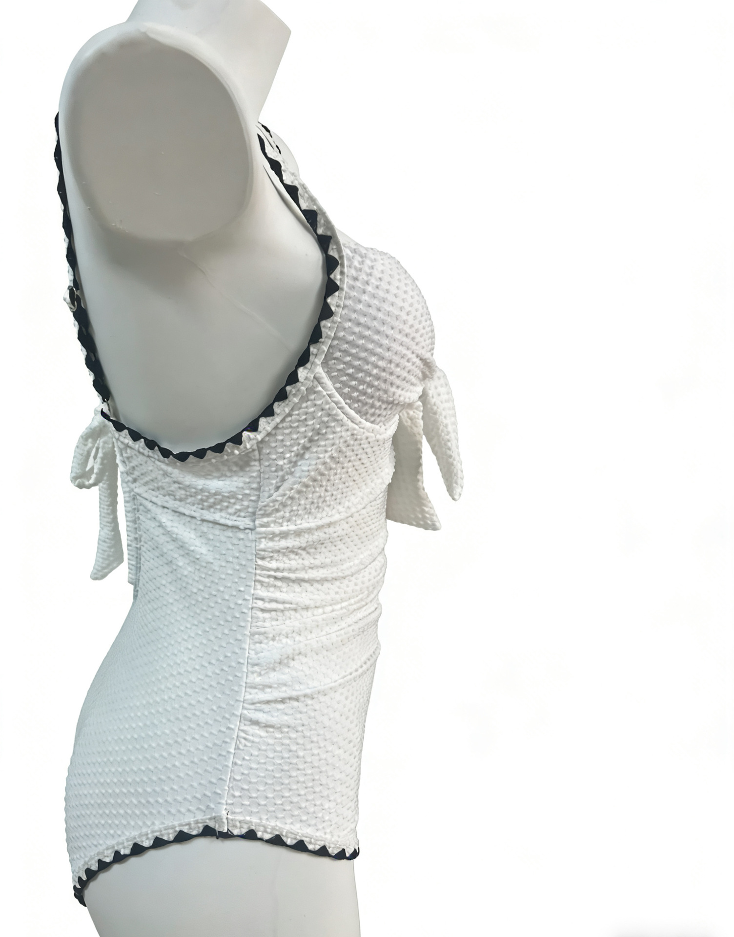 Buy Women's Clothing Online | Buy Trending Dresses for Women