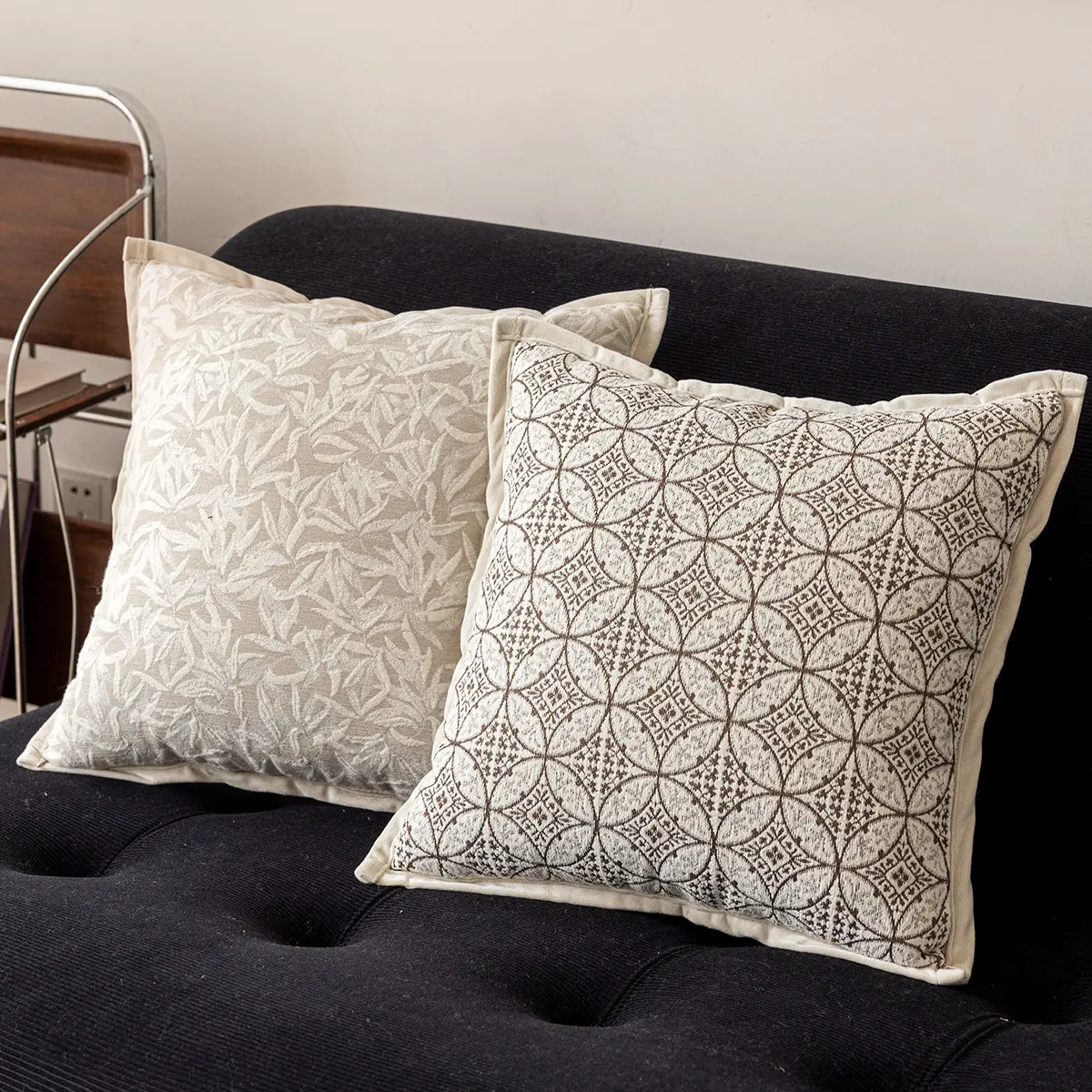 Retro Creamy French-Style Sophisticated Sofa Cushion Cover