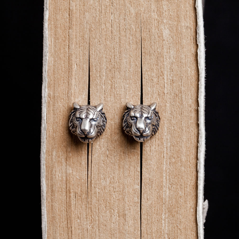 Three-dimensional Tiger Head Vintage Ear Jewelry