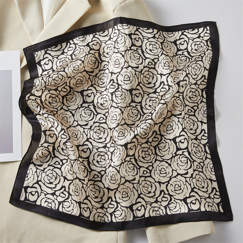 Black Four-Panel Silk Authentic Silk Scarf