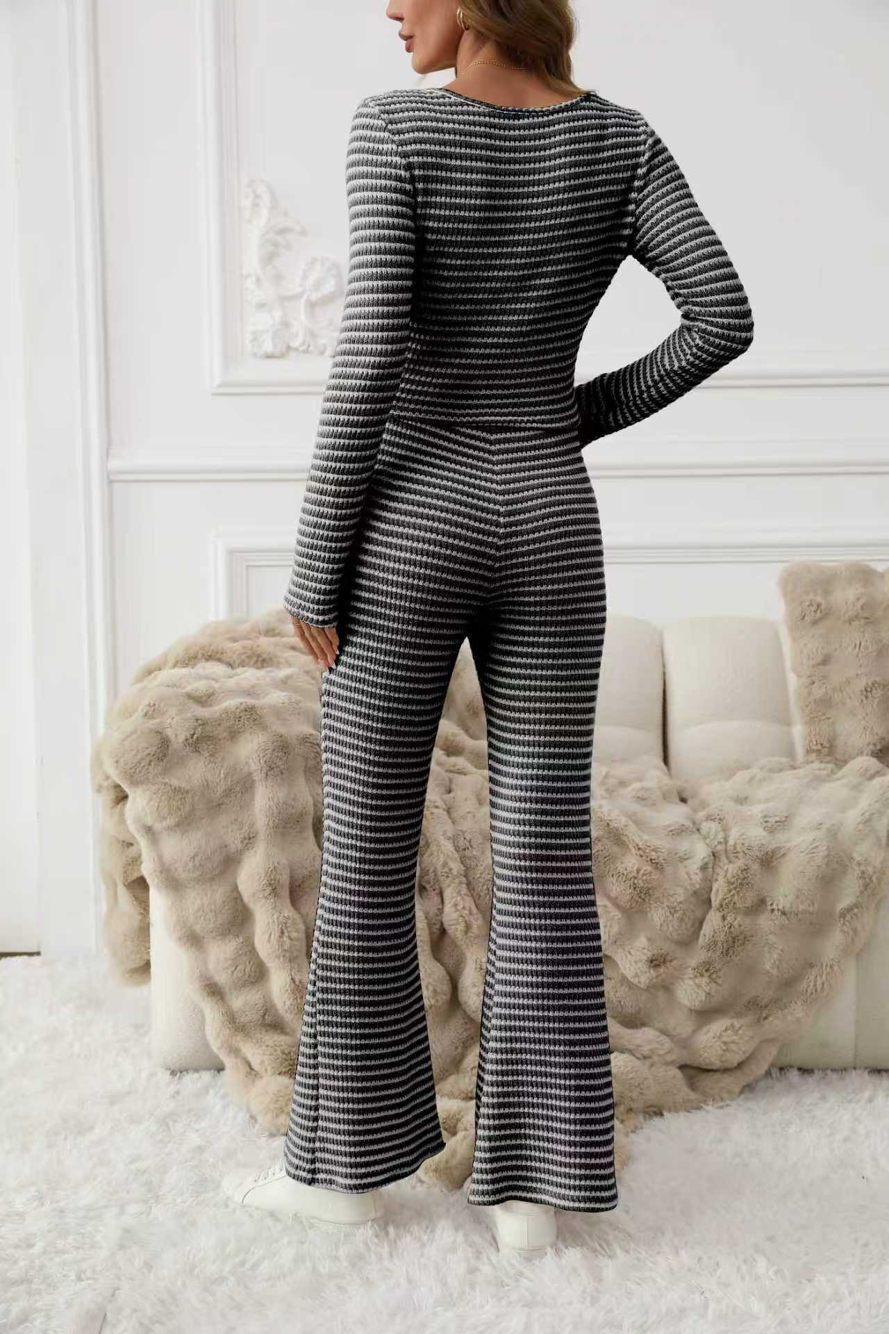 Buy Women's Clothing Online | Buy Trending Dresses for Women