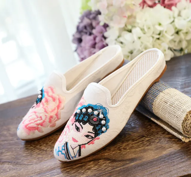 Slippers Pointed Toe Traditional Vintage Embroidery Fabric Pearl Flower Denier 40 - Shop at LoveMi