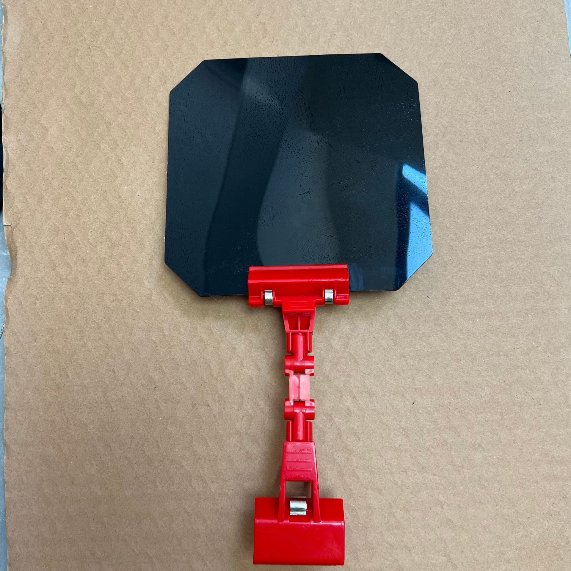 18cm Square Red