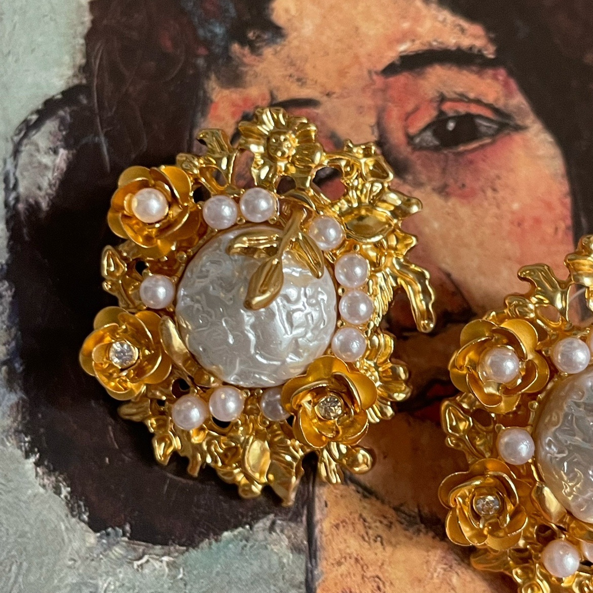 Pearl Retro Exaggerated Middle Age Earrings