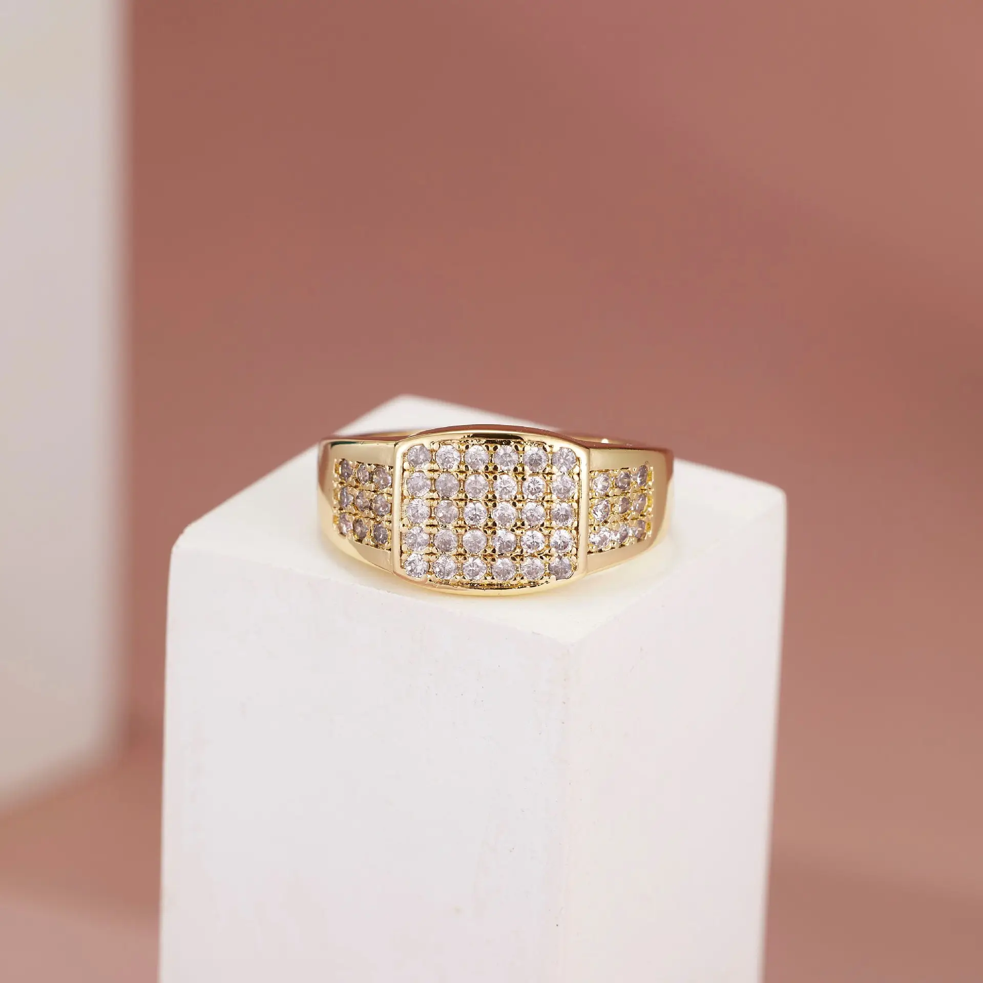 Fashionable Affordable Luxury Minimalist Zircon Ring