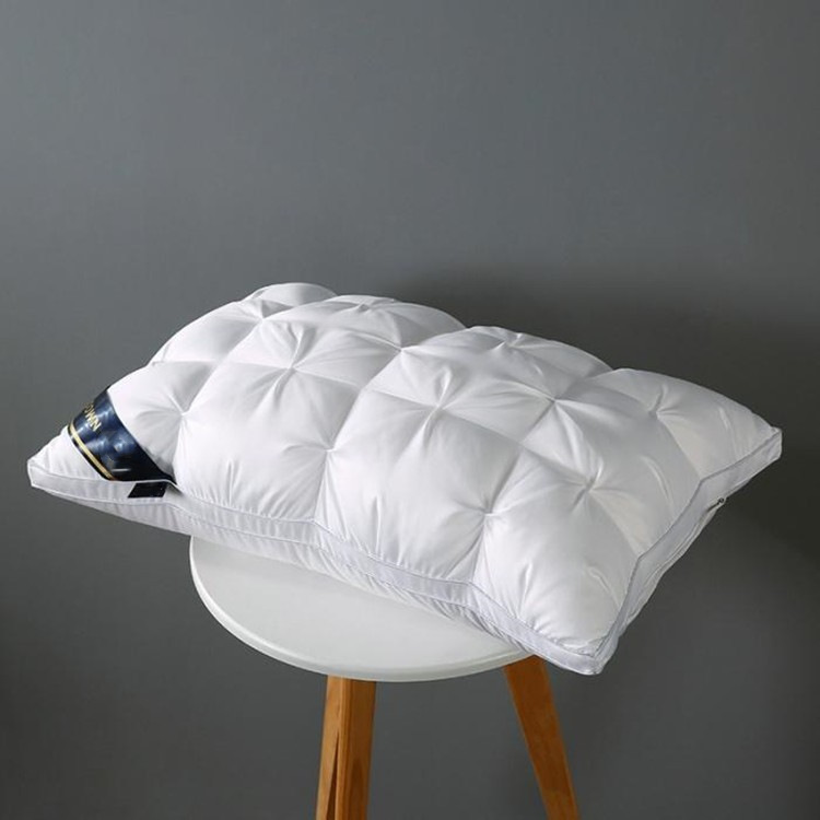 Household Non-Sagging Core Neck-Care Pillow