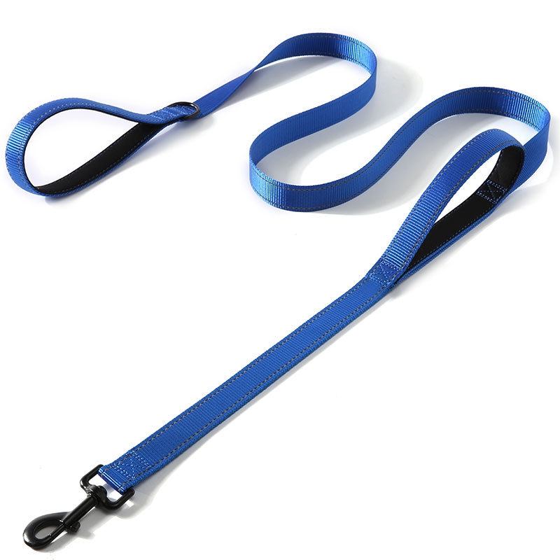 Pet Leash Reflective Dog Leash For Medium To Large Dogs detail photo 1
