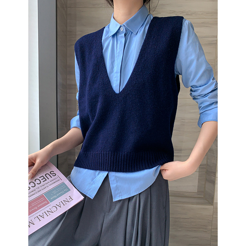 Elegant Deep V-neck Pure Wool Versatile Layered Knit Vest