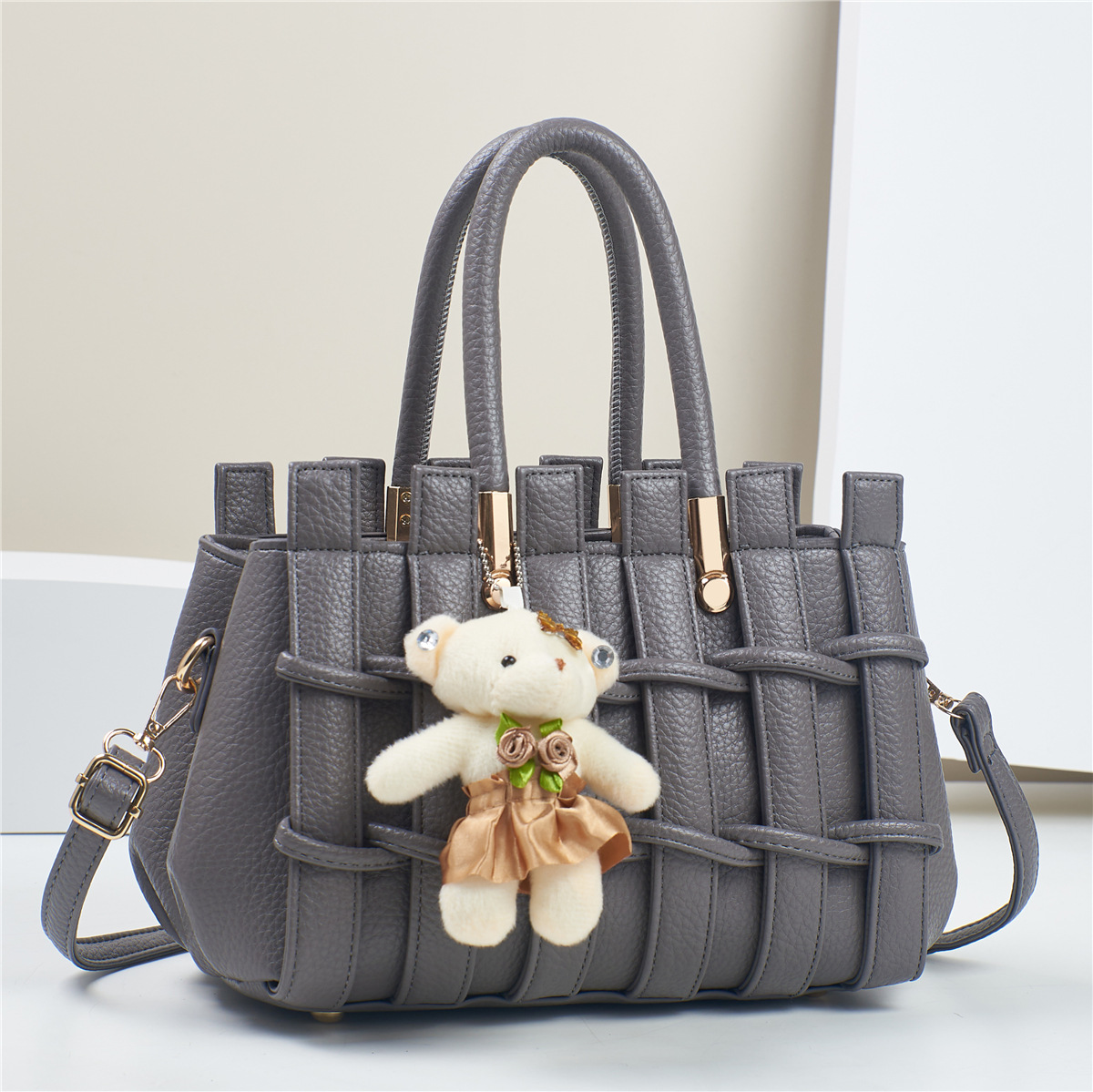 https://cf.cjdropshipping.com/quick/product/97028be0-9f31-4e50-ab7b-289bd89ef88a.jpg