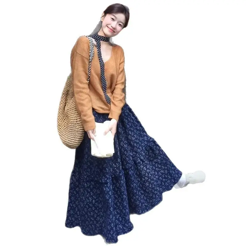 Retro Floral Midi Skirt Womens High-waisted Slimming Design That Covers The Hips