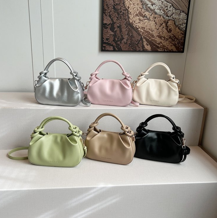 Korean-style Niche Minimalist Pleated Cloud-shaped Versatile Casual Commuter Crossbody Bag
