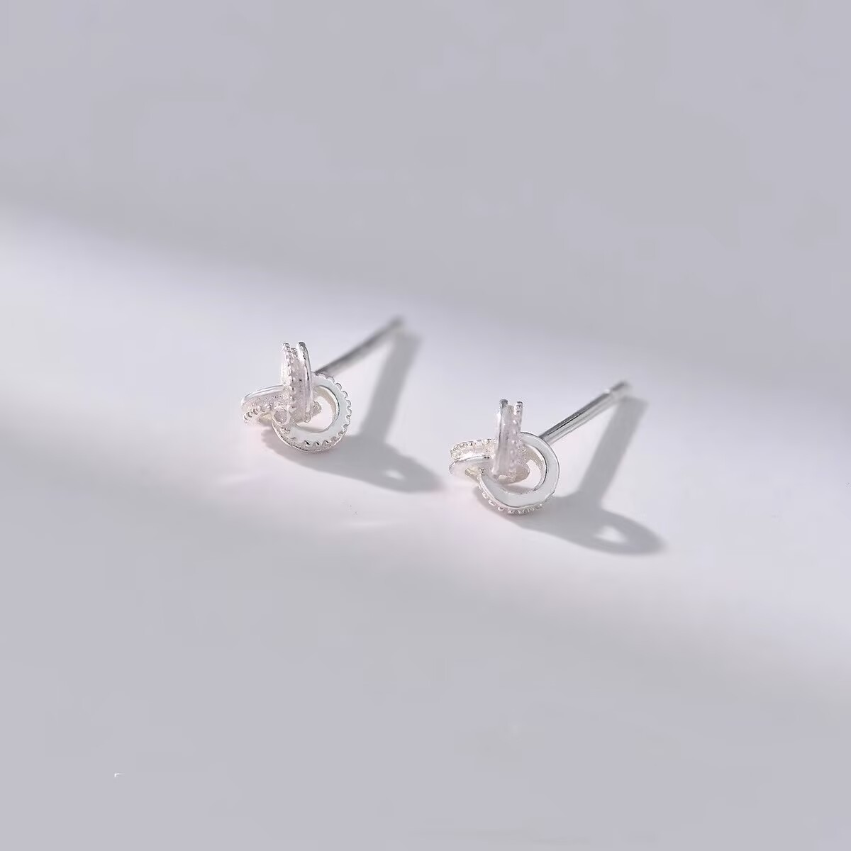 https://cf.cjdropshipping.com/quick/product/97965de2-8b28-4034-b75a-63c480600f6c.jpg