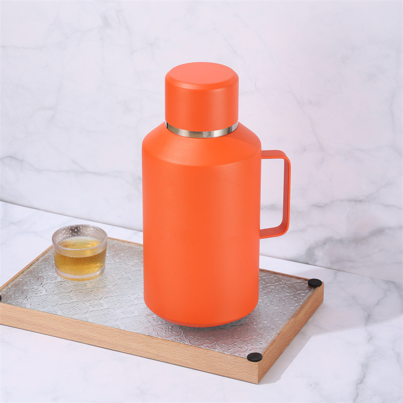 Large Capacity Portable Stainless Steel Insulated Cup