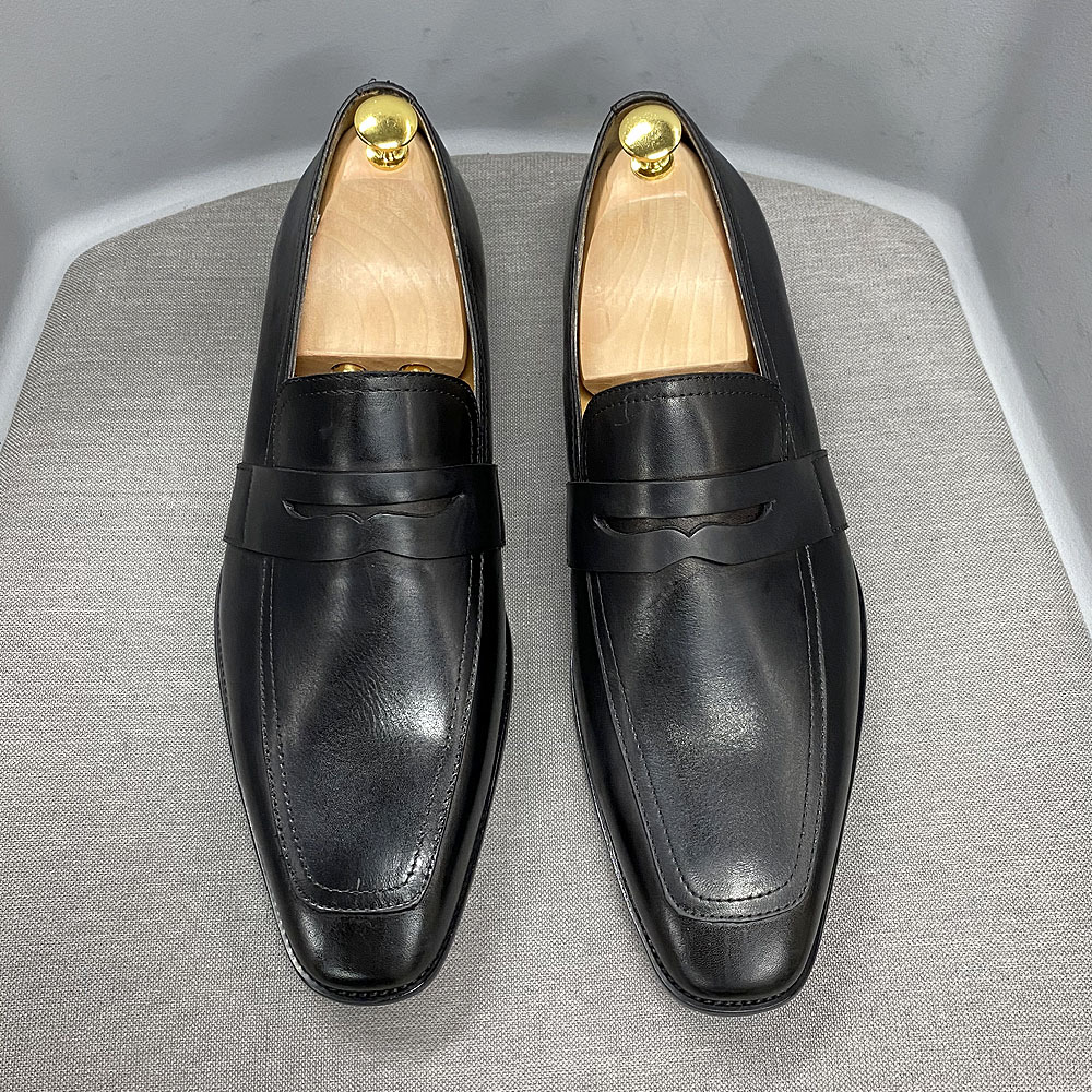 Title 12, Klassieke Italiaanse leren loafers voor heren, ...