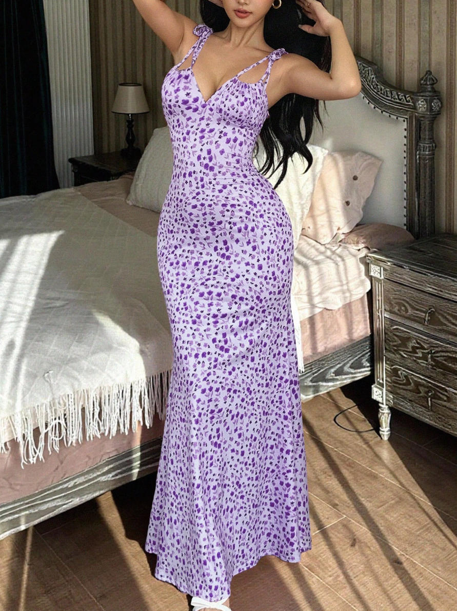 Buy Women's Clothing Online | Buy Trending Dresses for Women