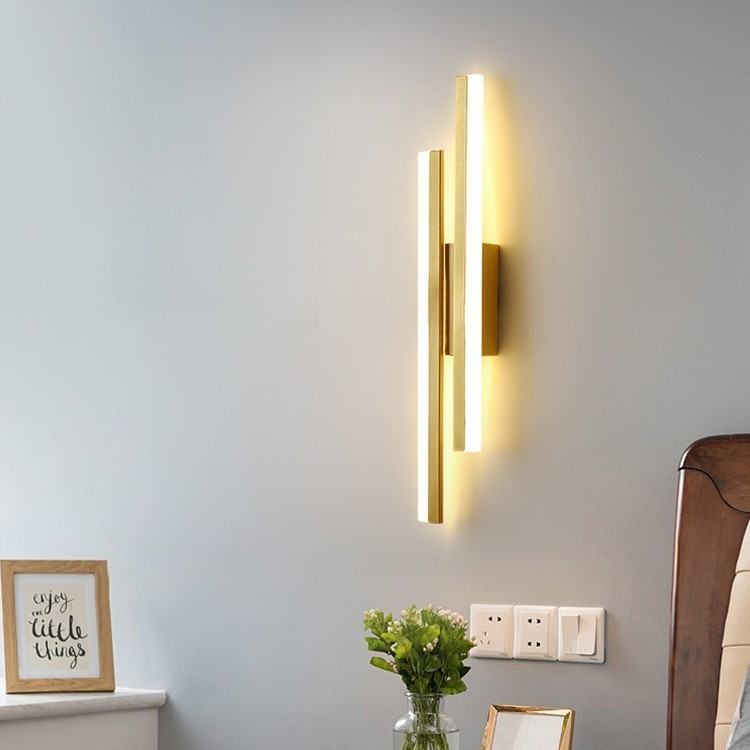 Long Acrylic Wall-mounted Holder No Drilling Required