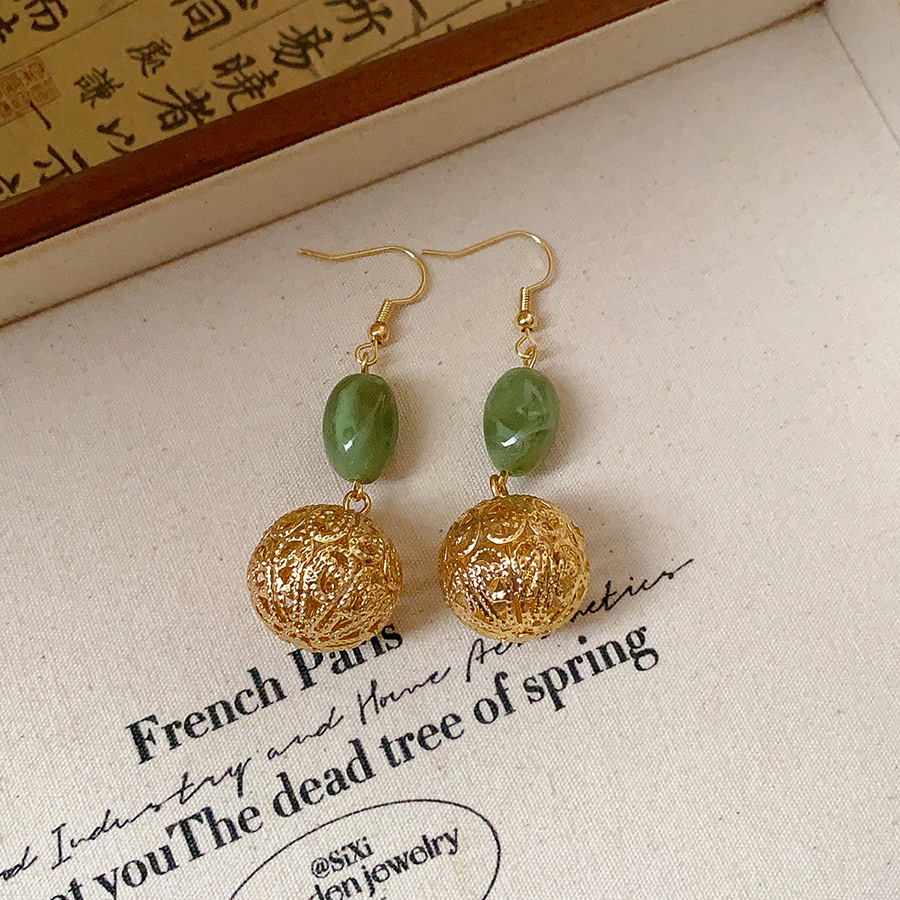 Retro-style Fashionable Round Hollow-out Earrings For Women