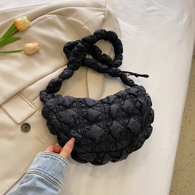 Women's Fashion Special interest All Match Cloud Pleated Underarm Bag Black - Shop at LoveMi