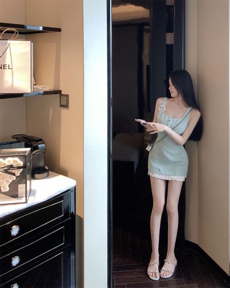 Women's Fashion Elegant Stitching Design Slimming Sling Dress