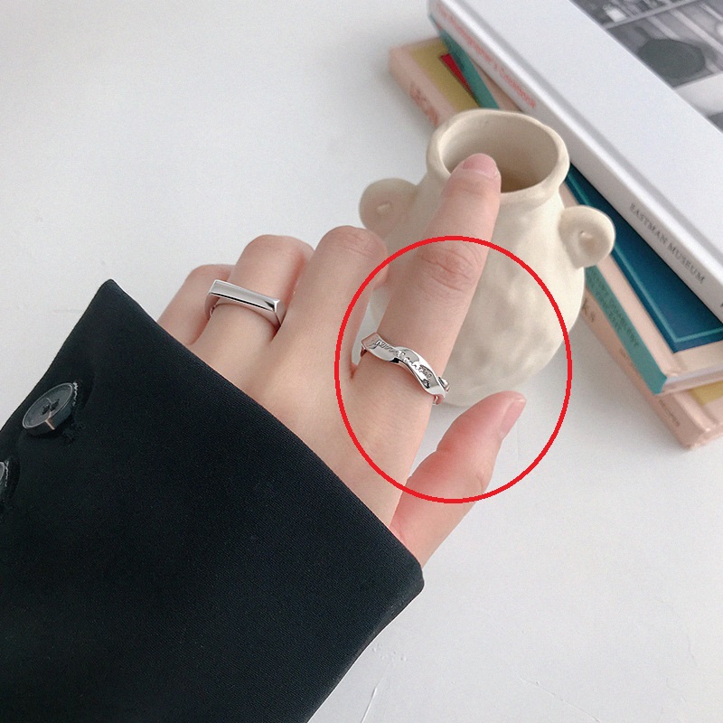 S925 Sterling Silver Ring INS Simple All-match Mobius Twisted English Open Ring