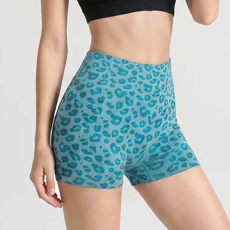 Leopard-Print Yoga Shorts For Fitness And Exercise