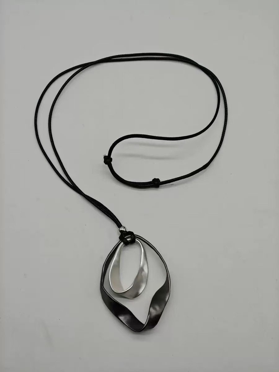 Womens Adjustable Leather-String Necklace With Irregular Pendant